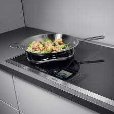 AEG Fusion Wok
